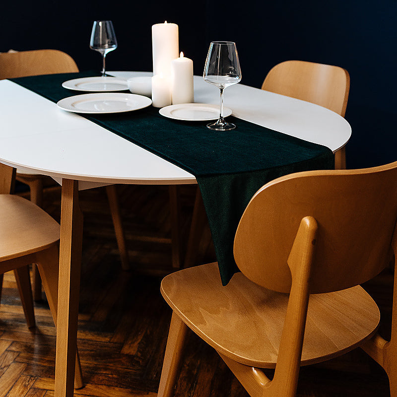 Round Extendable Dining Table
