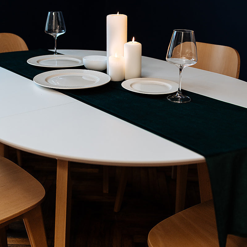 Round Extendable Dining Table