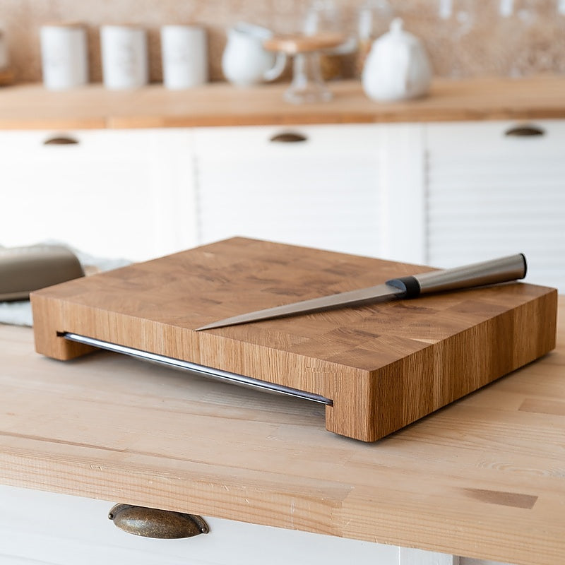 End Grain Cutting Board with Tray